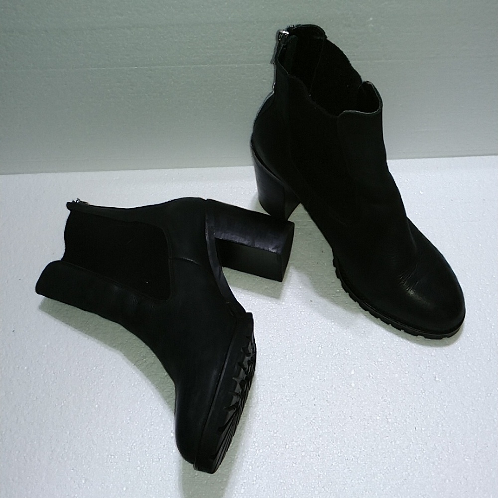 Chinese Laundry Black Leather Rear Zip Platform Ankle Boots Size 11 42.5